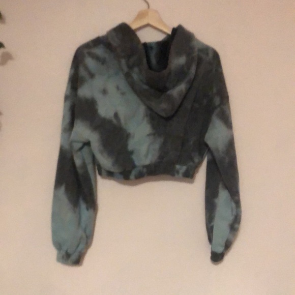 Crop hoodie size M - Picture 3 of 3